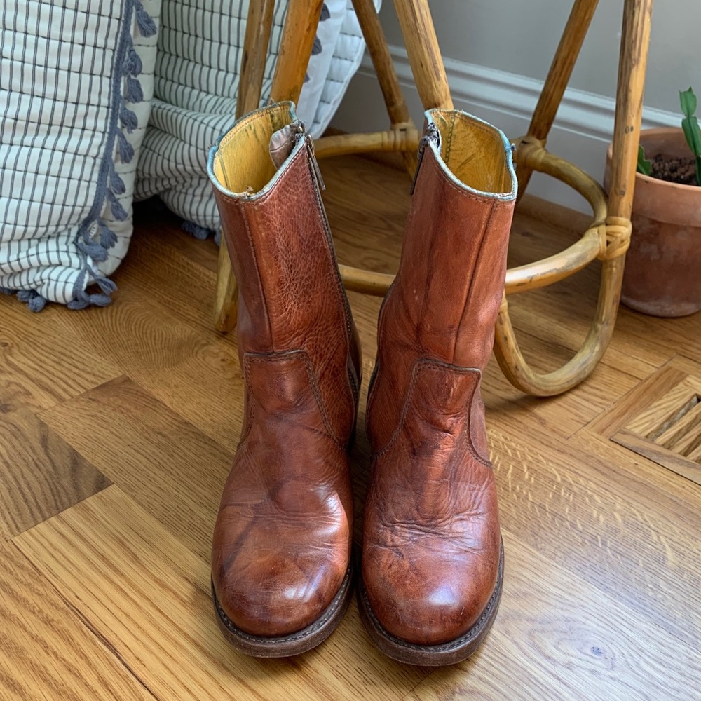 FRYE Ankle Campus Boots - Size 8
